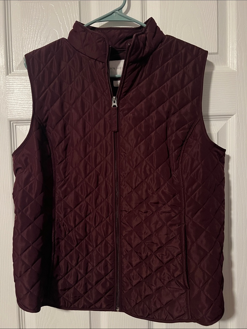 Van Heusen Quilted Sleeveless Vest - Wine